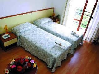 Abbadetta Resort Соренто Екстериор снимка