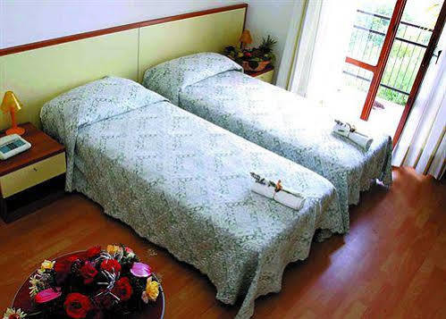 Abbadetta Resort Соренто Екстериор снимка