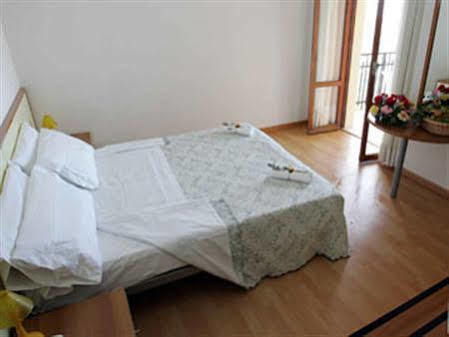 Abbadetta Resort Соренто Екстериор снимка